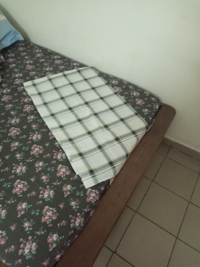 Ange Raphael Hotel Douala Esterno foto